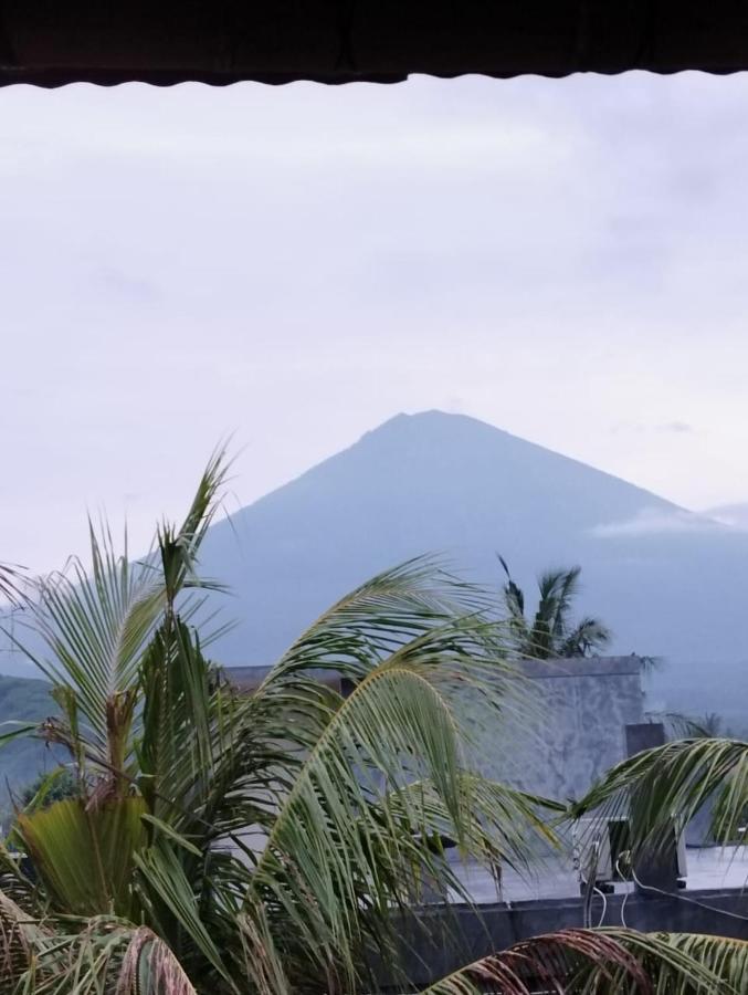 Amed Stop Inn Homestay, Rooftop Restaurant And Bar Esterno foto
